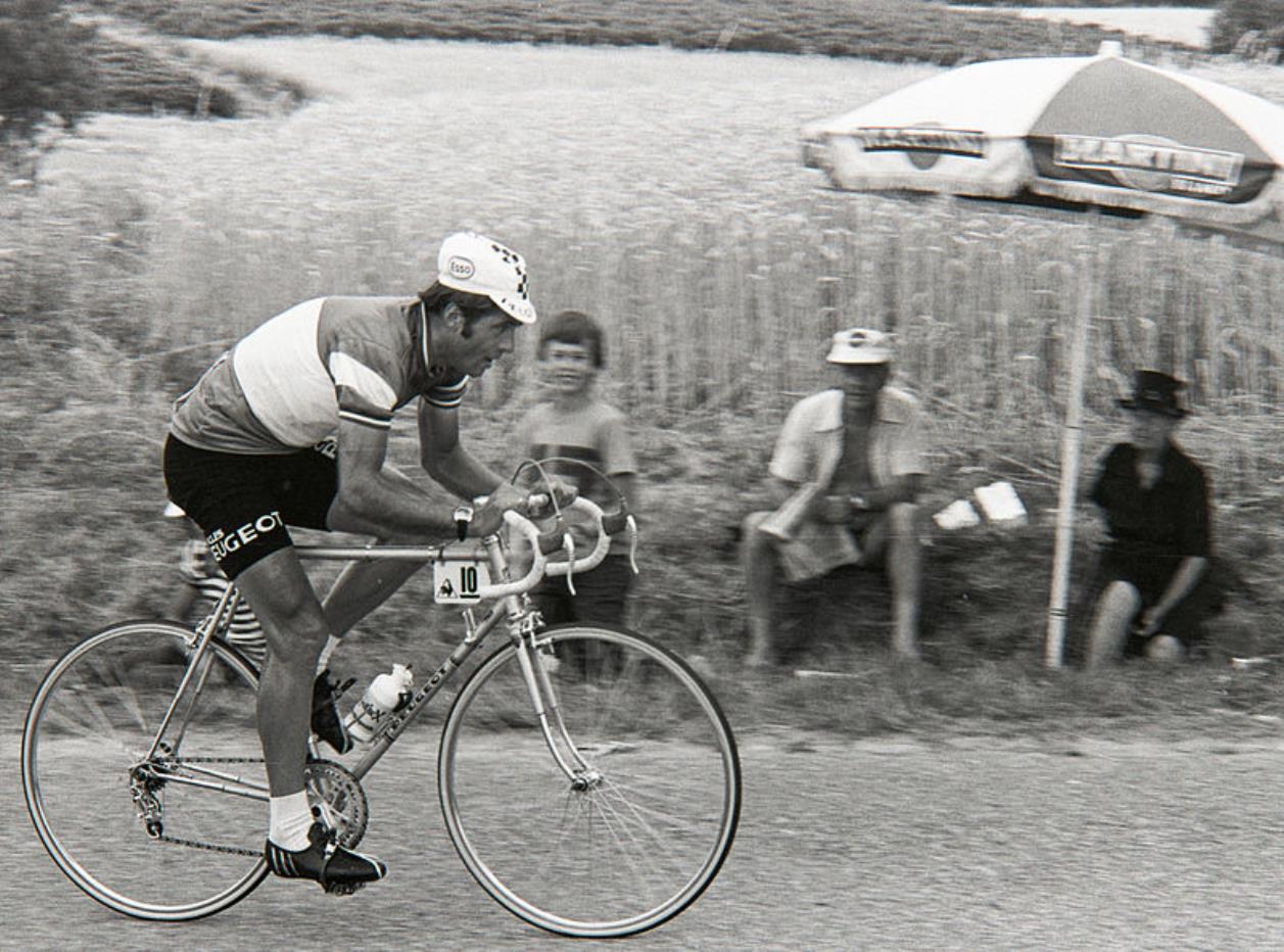 Guy Sibille sans un regard pour les spectateurs